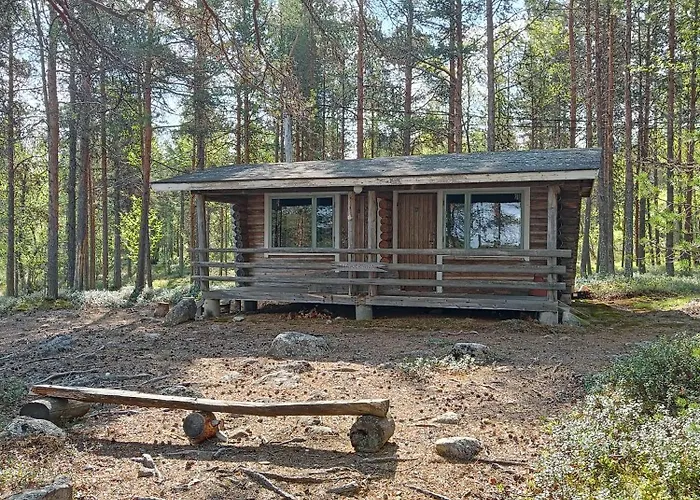 Lomakylae Lapponia Деревянный коттедж Инари